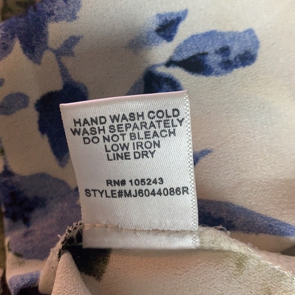 Bobeau Multicolour Floral Short Sleeves Strappy Back Relaxed Blouse Size M - Picture 11 of 14